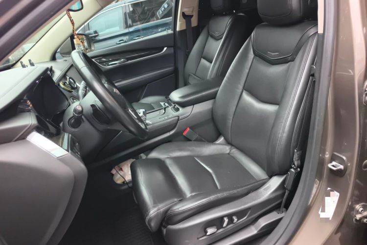 Used Cadillac XT5 2016 28T Four-Wheel Drive Luxury Model Left Front Seat