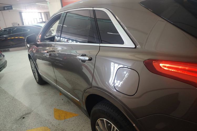 Used Cadillac XT5 2016 25T Luxury Model Left Side