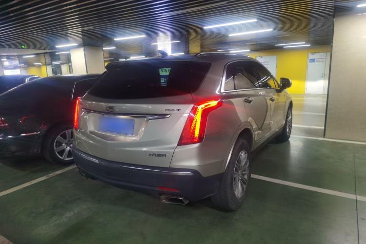Used Cadillac XT5 2016 28T Four-Wheel Drive Luxury Model Rear Right 45 Deg