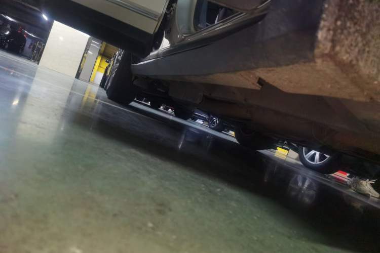 Used Cadillac XT5 2016 28T Four-Wheel Drive Luxury Model Right Side Sill