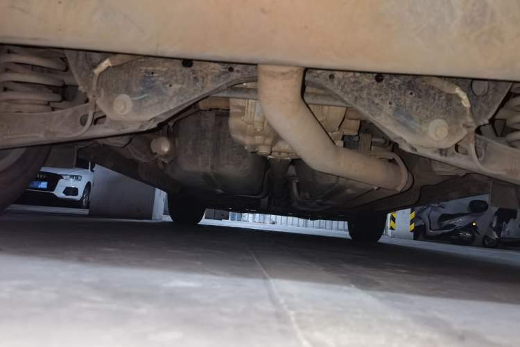 Used Cadillac XT5 2016 28T Four-Wheel Drive Luxury Model Chassis Rear