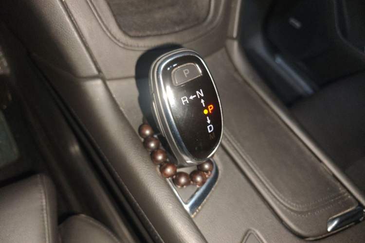 Used Cadillac XT5 2016 28T Four-Wheel Drive Luxury Model Gear Lever