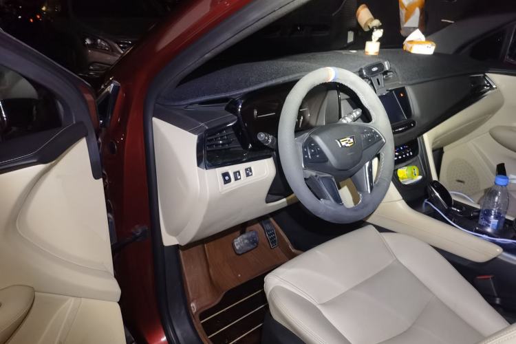 Used Cadillac XT5 2016 25T Tech Edition Driver Seat