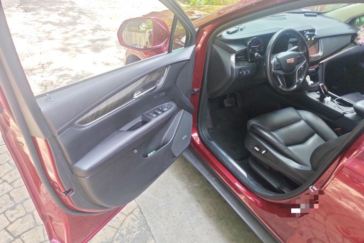 Used Cadillac XT5 2016 25T Luxury Model Driver Seat