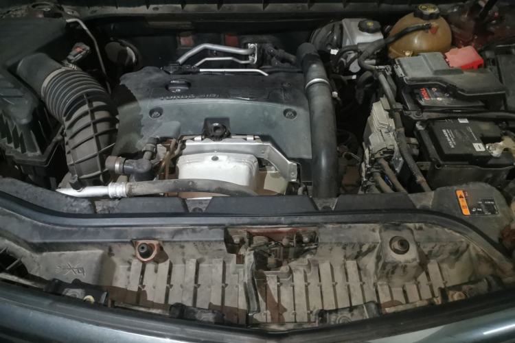 Used Cadillac XT5 2016 25T Luxury Model Engine Bay