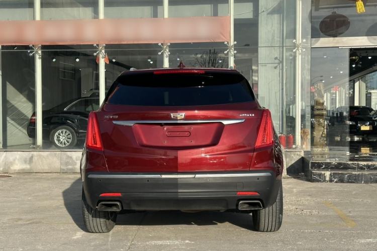 Used Cadillac XT5 2016 25T Luxury Model Exterior 4