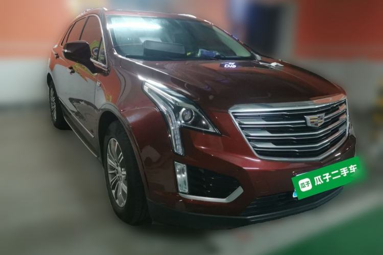 Used Cadillac XT5 2016 25T Luxury Model Front Right 45 Deg