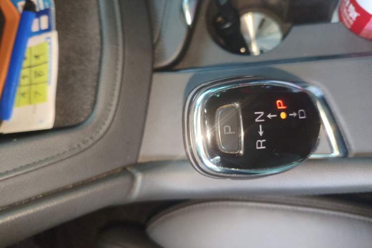 Used Cadillac XT5 2016 28T Four-Wheel Drive Luxury Model Gear Lever
