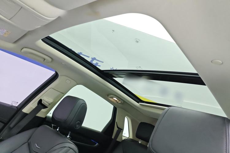 Used Cadillac XT5 2016 25T Luxury Model Headliner