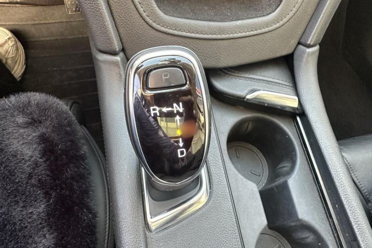 Used Cadillac XT5 2016 25T Luxury Model Interior 4