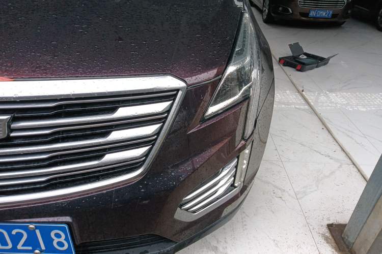 Used Cadillac XT5 2016 28T Four-Wheel Drive Luxury Model Left Front Headlight