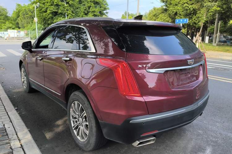 Used Cadillac XT5 2016 25T Luxury Model Rear Left 45 Deg
