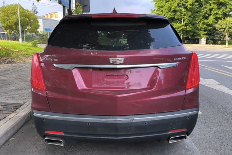 Used Cadillac XT5 2016 25T Luxury Model Rear