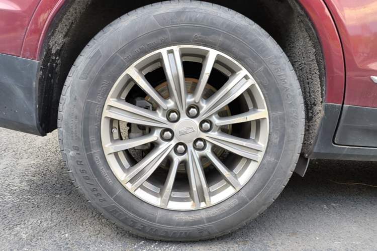 Used Cadillac XT5 2016 25T Luxury Model Right Rear Wheel Hub