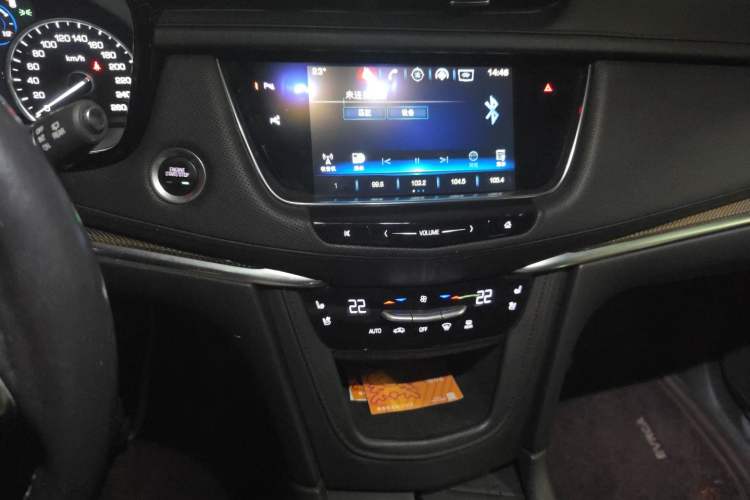 Used Cadillac XT5 2016 28T Four-Wheel-Drive Leading Model Audio And AC Panel