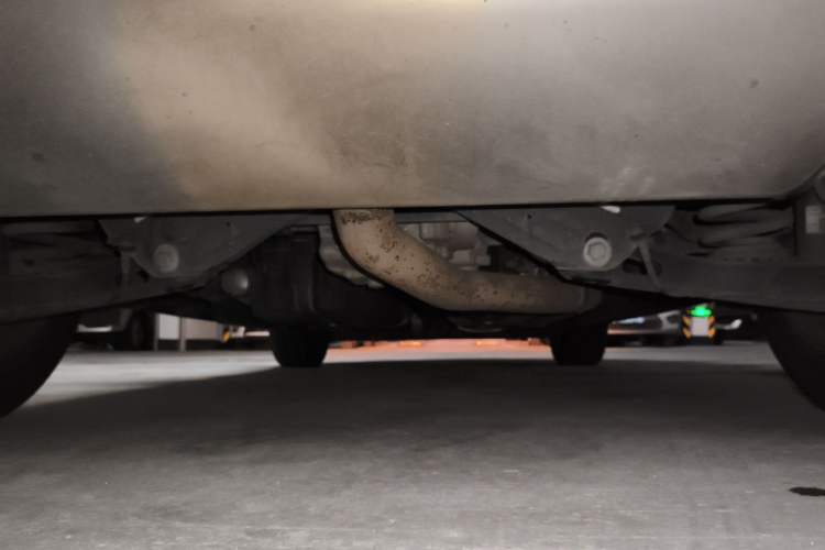 Used Cadillac XT5 2016 28T Four-Wheel Drive Tech Version Chassis Rear
