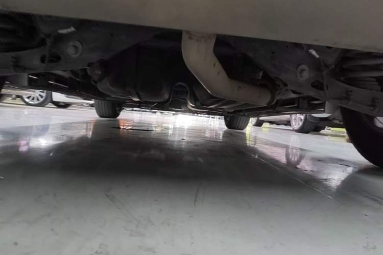 Used Cadillac XT5 2016 25T Luxury Model Chassis Rear