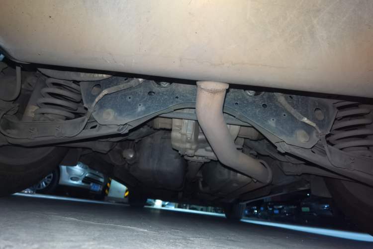 Used Cadillac XT5 2016 28T Four-Wheel Drive Tech Version Chassis Rear
