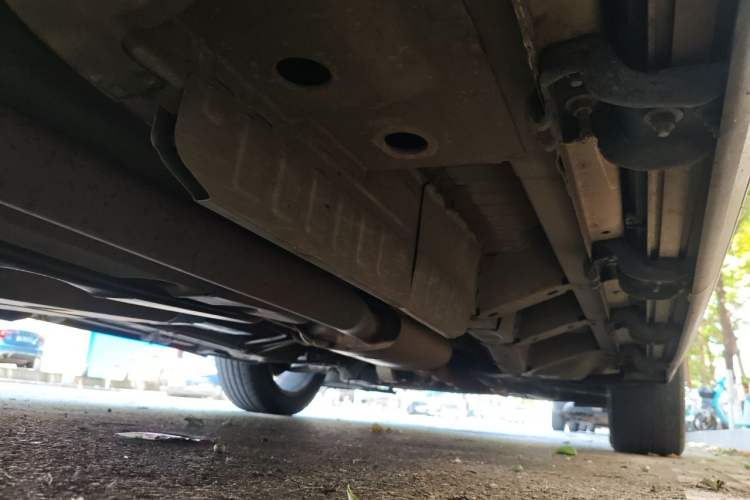 Used Cadillac XT5 2016 28T 4x4 Platinum Edition Chassis Rear Left