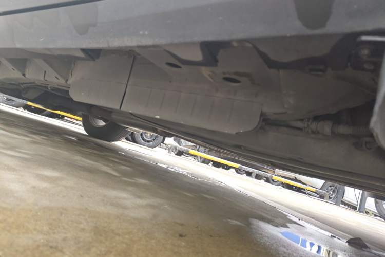 Used Cadillac XT5 2016 25T Luxury Model Chassis Rear Left