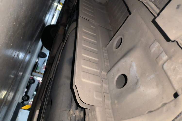 Used Cadillac XT5 2016 25T Luxury Model Chassis Rear Left