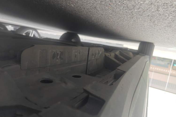 Used Cadillac XT5 2016 25T Luxury Model Chassis Rear Left