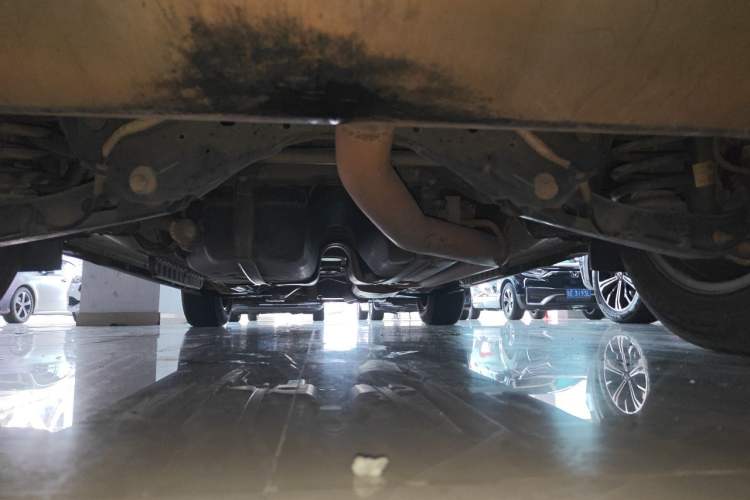 Used Cadillac XT5 2016 25T Luxury Model Chassis Rear