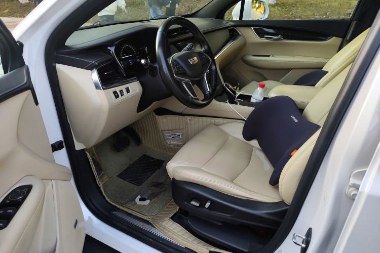 Used Cadillac XT5 2016 25T Tech Edition Driver Seat