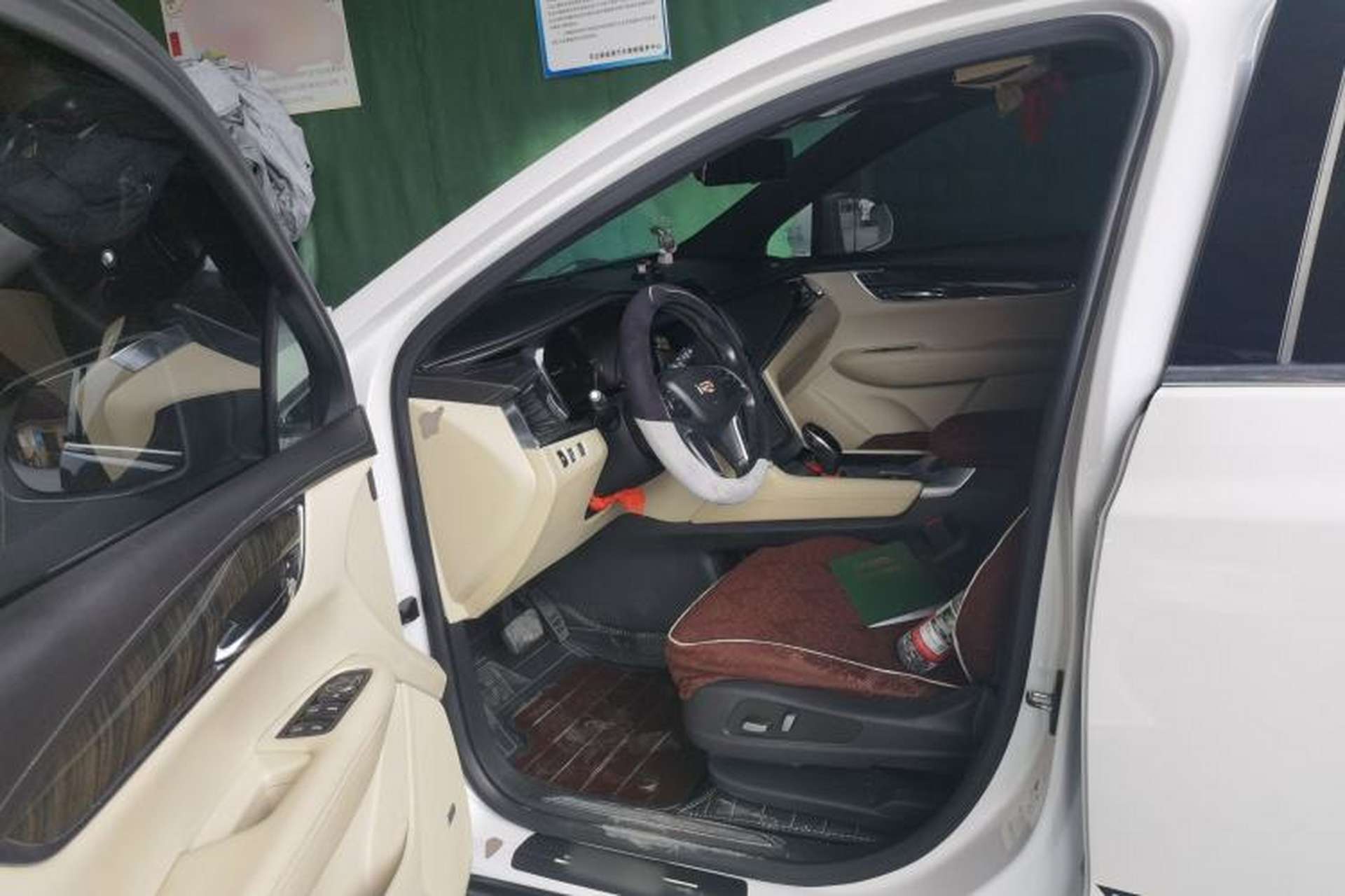 Used Cadillac XT5 2016 25T Tech Edition Driver Seat