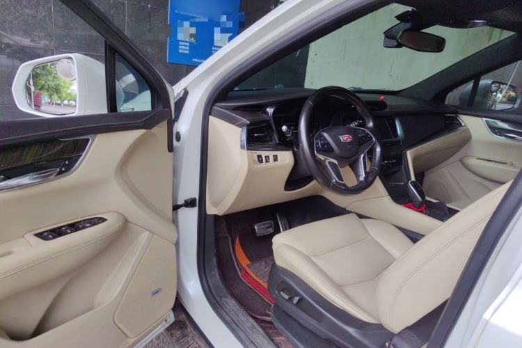 Used Cadillac XT5 2016 28T Four-Wheel Drive Tech Version Driver Seat