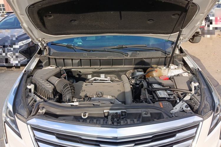 Used Cadillac XT5 2016 25T Luxury Model Engine Bay