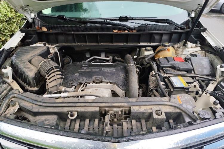 Used Cadillac XT5 2016 25T Luxury Model Engine Bay