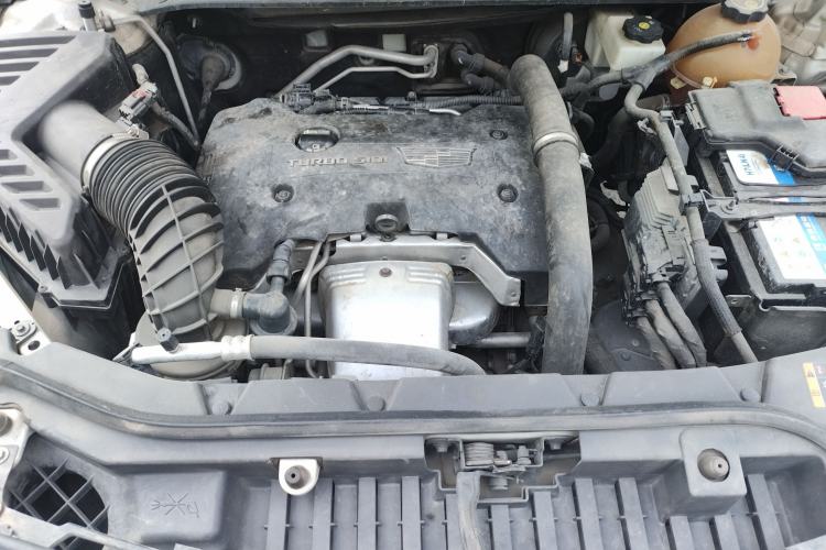 Used Cadillac XT5 2016 25T Luxury Model Engine Bay