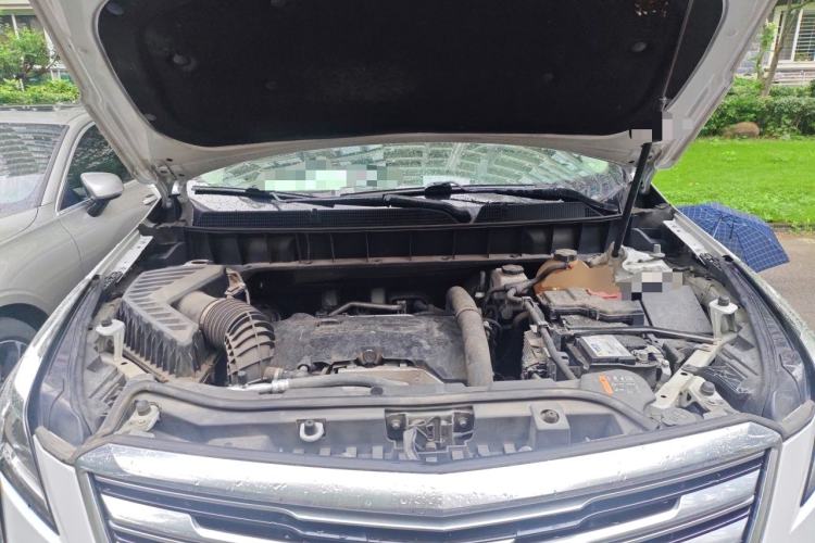 Used Cadillac XT5 2016 25T Luxury Model Engine Bay