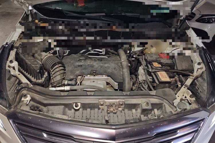 Used Cadillac XT5 2016 25T Luxury Model Engine Bay