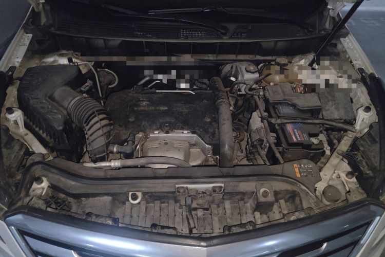 Used Cadillac XT5 2016 25T Luxury Model Engine Bay