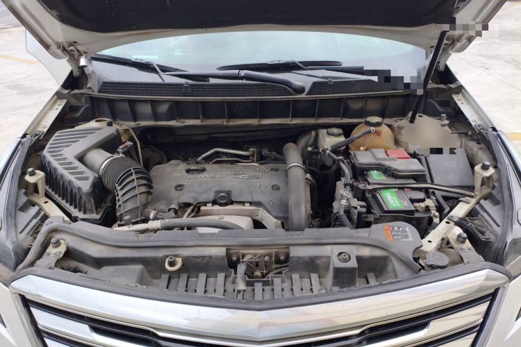 Used Cadillac XT5 2016 25T Luxury Model Engine Bay