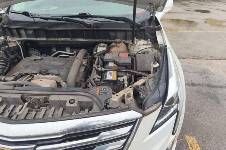 Used Cadillac XT5 2016 25T Luxury Model Engine Bay Left