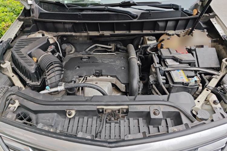 Used Cadillac XT5 2016 28T Four-Wheel Drive Luxury Model Engine Bay