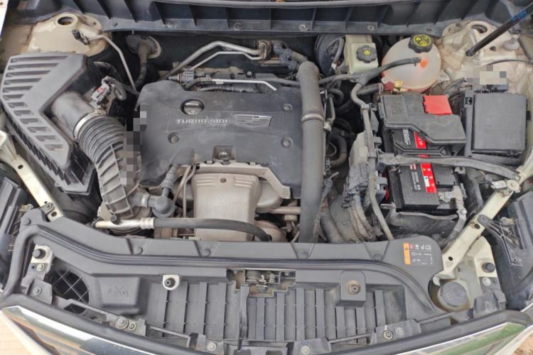 Used Cadillac XT5 2016 25T Luxury Model Engine Bay