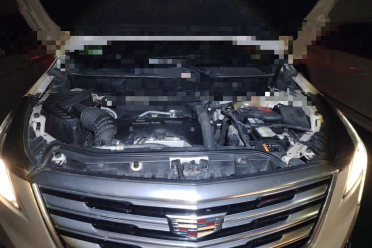 Used Cadillac XT5 2016 25T Luxury Model Engine Bay