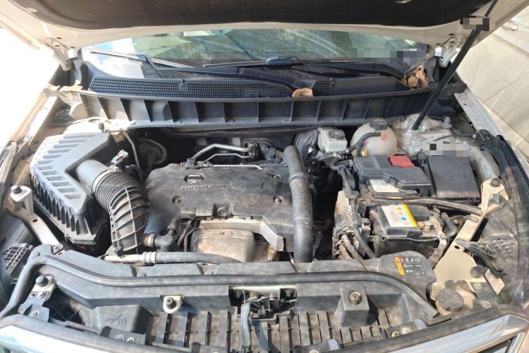 Used Cadillac XT5 2016 28T Four-Wheel Drive Luxury Model Engine Bay