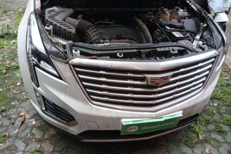 Used Cadillac XT5 2016 28T 4x4 Platinum Edition Engine Bay
