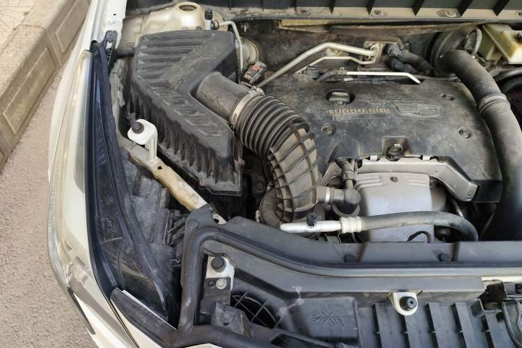 Used Cadillac XT5 2016 25T Tech Edition Engine Bay Right