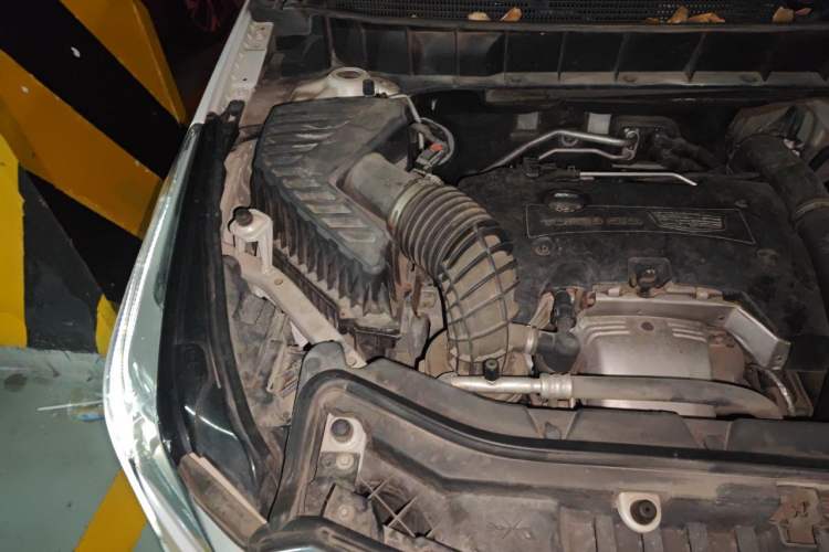 Used Cadillac XT5 2016 25T Tech Edition Engine Bay Right