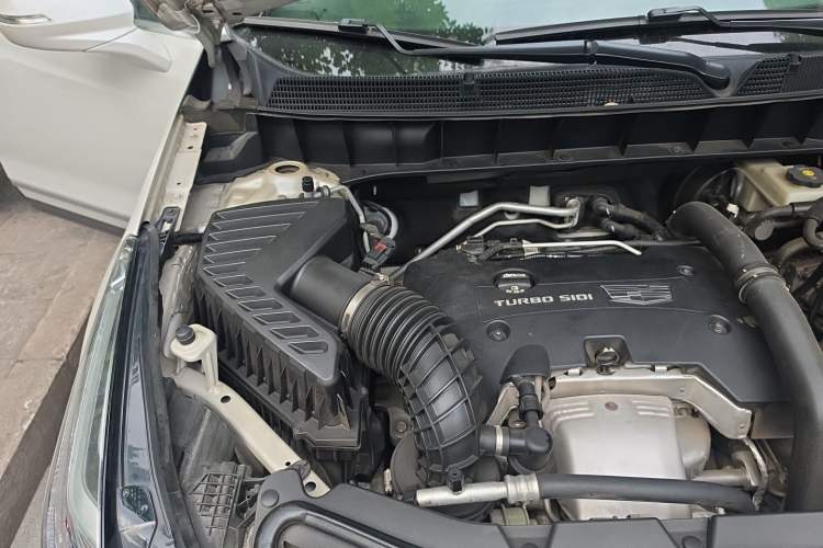 Used Cadillac XT5 2016 28T Four-Wheel-Drive Leading Model Engine Bay Right