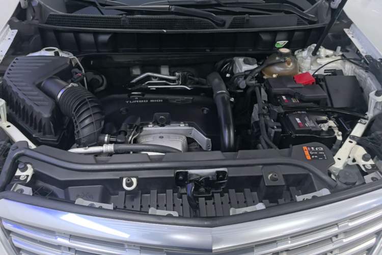 Used Cadillac XT5 2016 25T Luxury Model Engine Bay