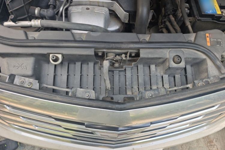 Used Cadillac XT5 2016 25T Luxury Model Engine Bay