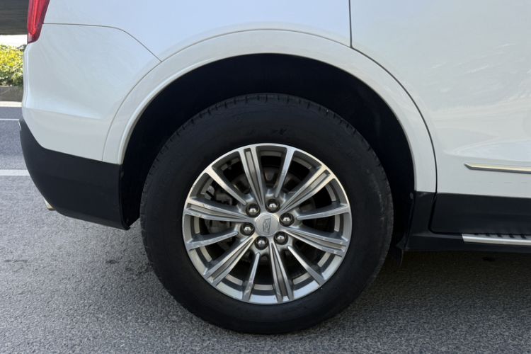 Used Cadillac XT5 2016 25T Luxury Model Exterior 10