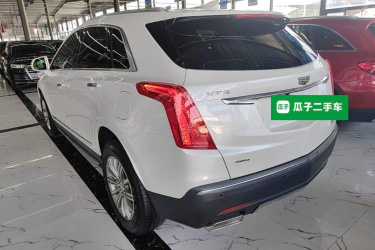 Used Cadillac XT5 2016 28T Four-Wheel Drive Luxury Model Exterior 2